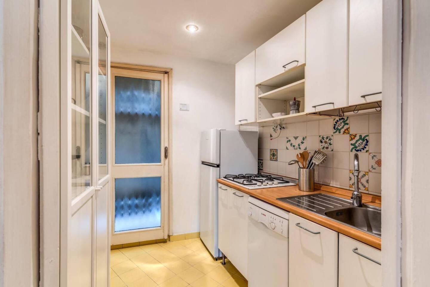 Splendid Flat On The Tiber River Rome Buitenkant foto