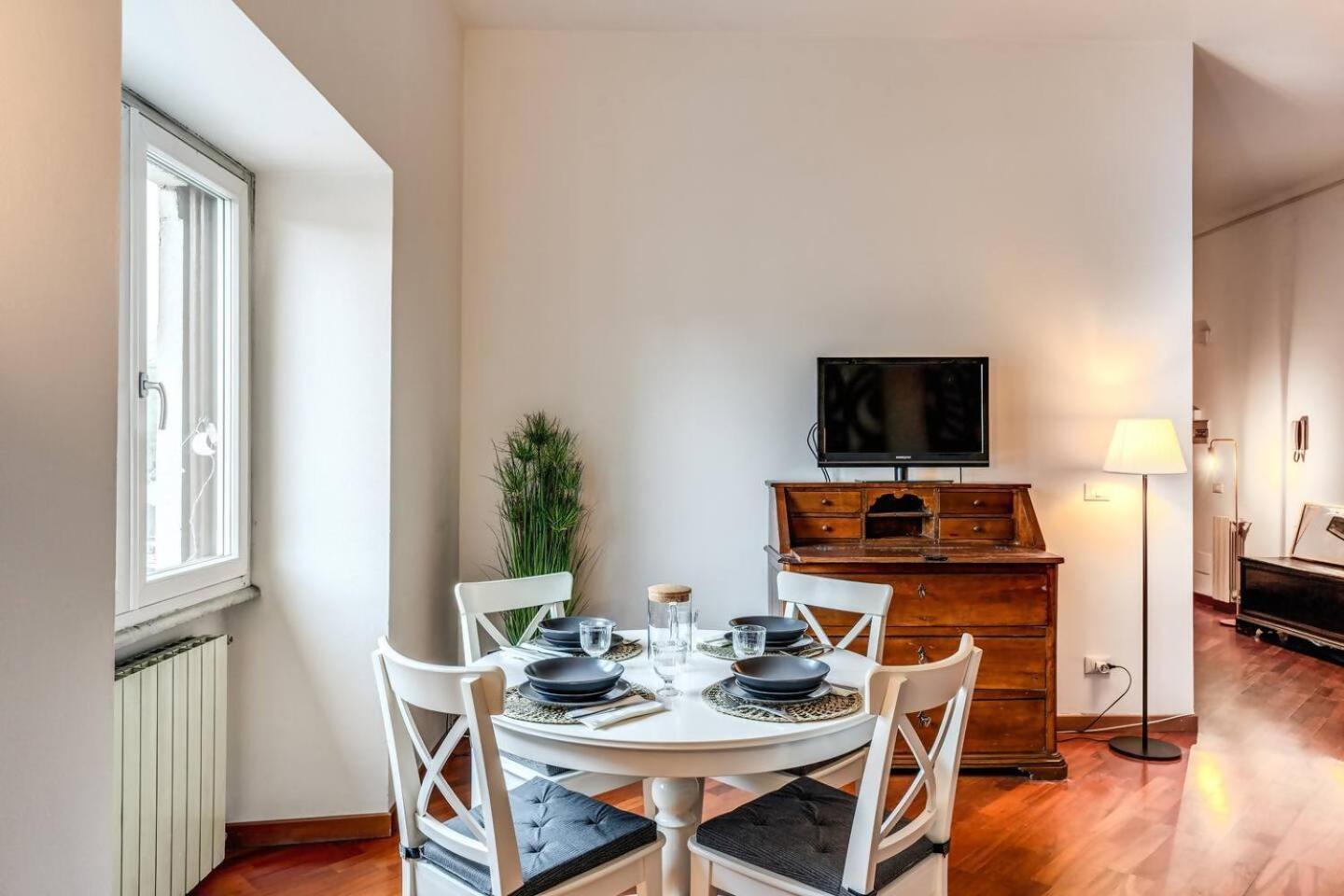 Splendid Flat On The Tiber River Rome Buitenkant foto