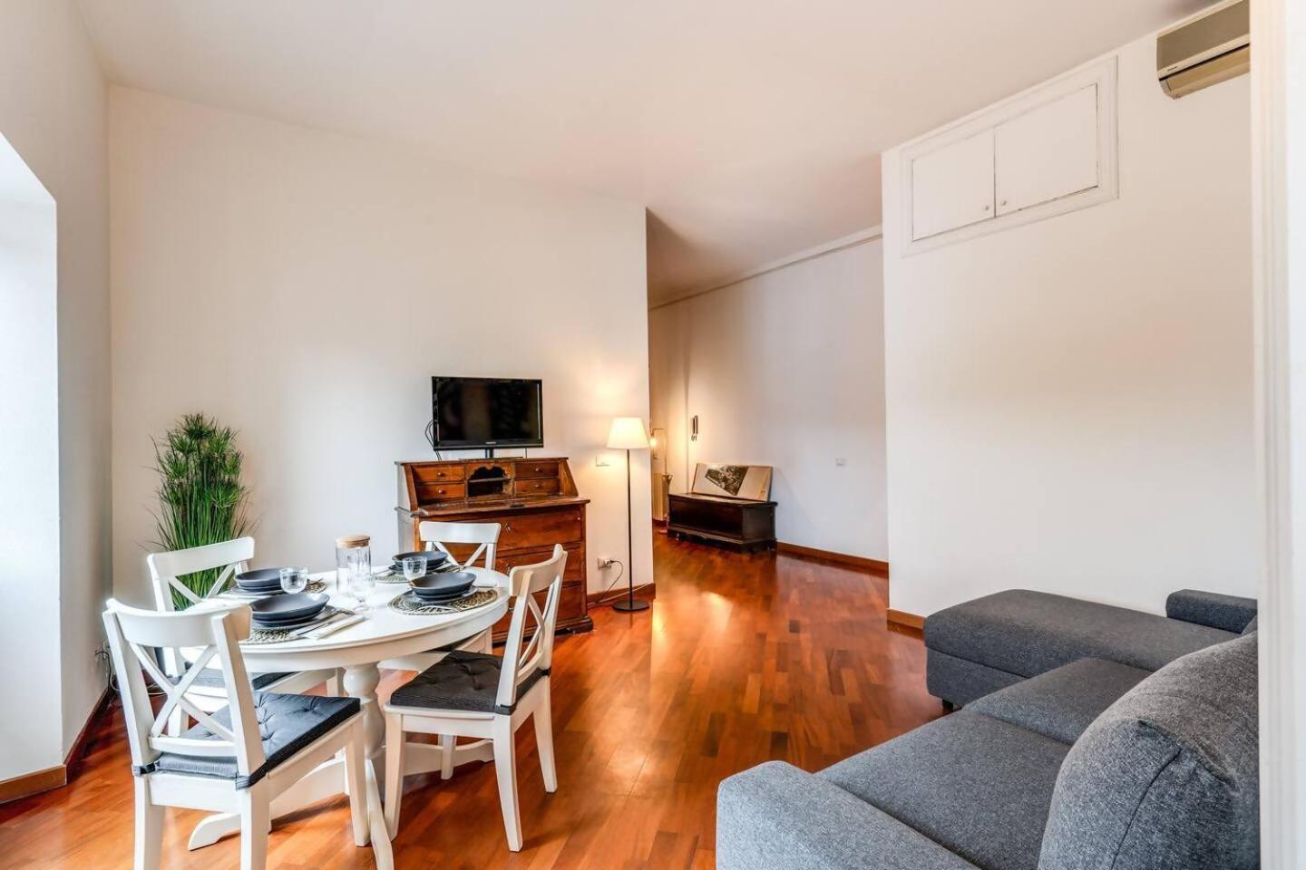 Splendid Flat On The Tiber River Rome Buitenkant foto